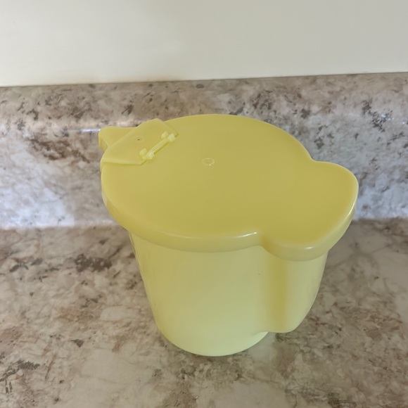 Tupperware Kitchen 8 For 5vintage Tupperware Creamer Container